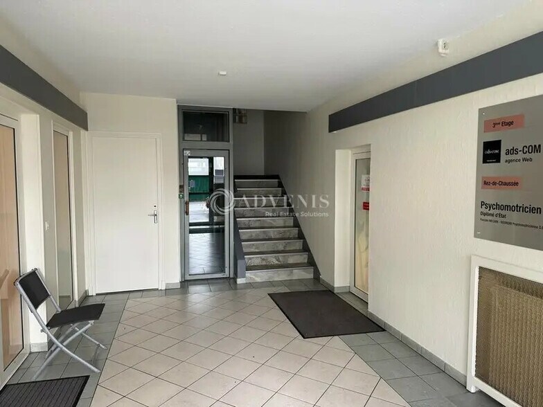 Bureau dans Orléans à louer - Photo de l’immeuble – Image 2 sur 12