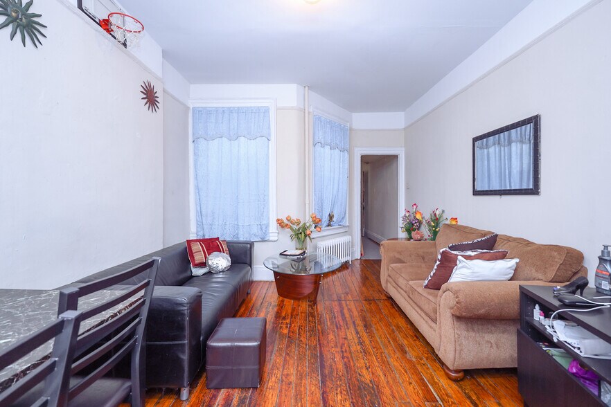 543 49th St, Brooklyn, NY à vendre - Photo de l’immeuble – Image 3 sur 22