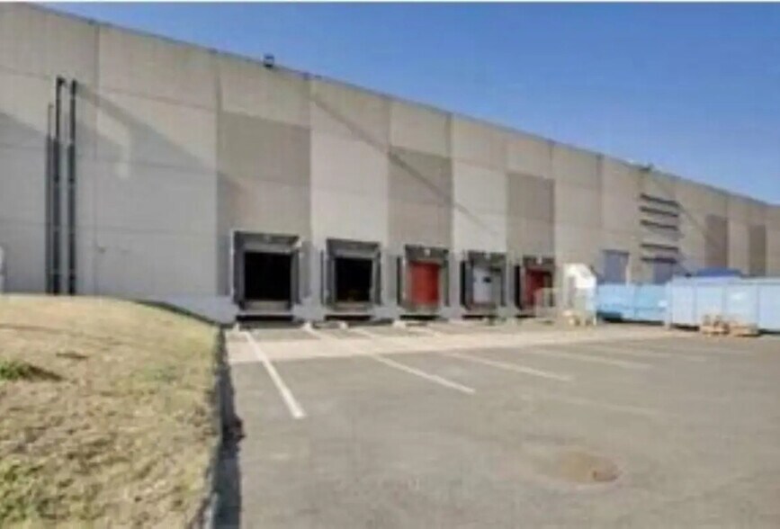 Industriel/Logistique dans Marly-la-Ville à louer - Photo de l’immeuble – Image 3 sur 7