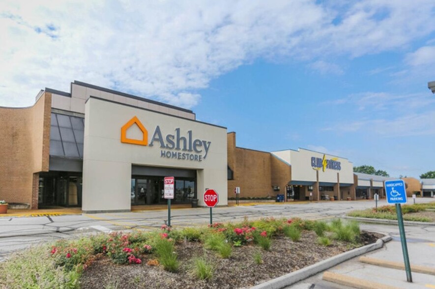 4464-4498 Lemay Ferry Rd, Saint Louis, MO à louer - Photo de l’immeuble – Image 3 sur 6