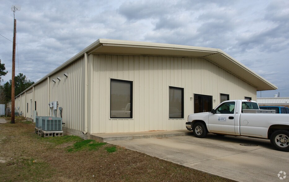 714 US 190 W, Jasper, TX à louer - Photo de l’immeuble – Image 3 sur 10