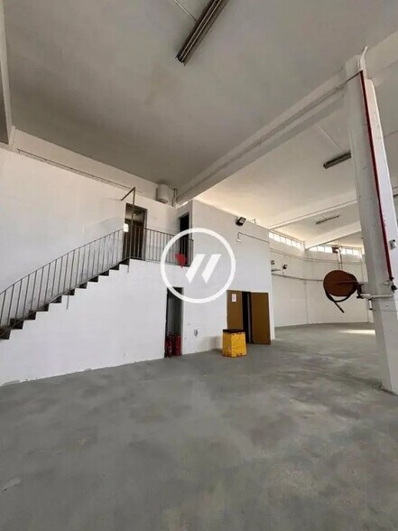 Industriel/Logistique dans Marseille à louer - Photo intérieure – Image 3 sur 12