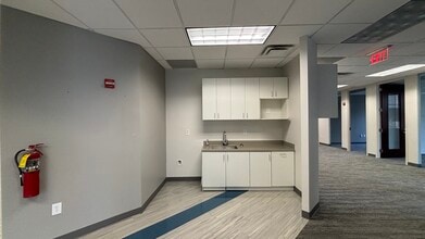 160 Clairemont Ave, Decatur, GA à louer Photo intérieure– Image 2 sur 8