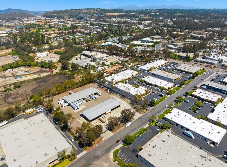 9320 Activity Rd, San Diego, CA à louer - Aérien – Image 2 sur 7
