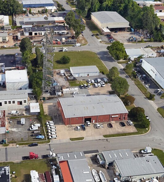 501 Industry Dr, Hampton, VA à vendre - Photo de l’immeuble – Image 3 sur 3
