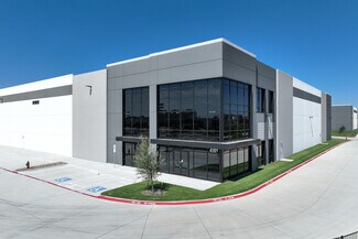 Plus de détails pour SEC Loop 820 & N Beach St, Haltom City, TX - Industriel/Logistique à louer