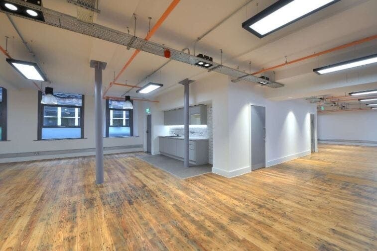 10-12 Little Lever St, Manchester à louer - Photo de l’immeuble – Image 3 sur 8