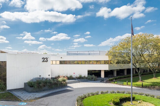 Plus de détails pour 23 Orchard Rd, Skillman, NJ - Bureau/Médical à louer