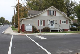 Plus de détails pour 3802-3808 N University St, Peoria, IL - Bureau à vendre
