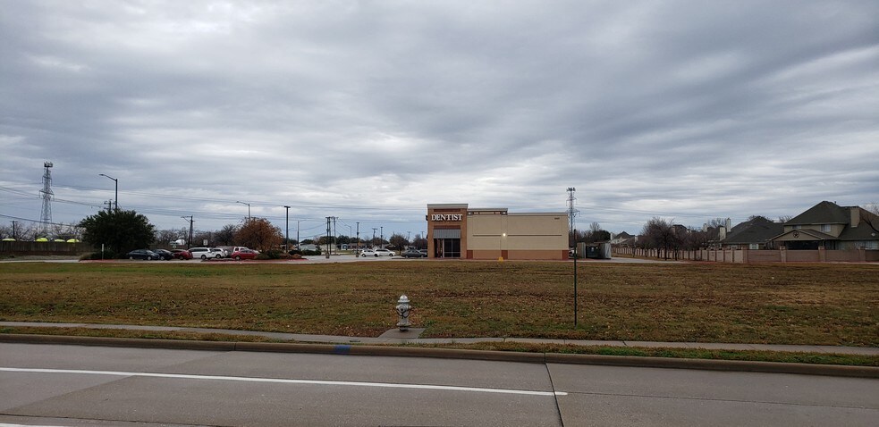 6479 New York Ave, Arlington, TX à vendre - Photo de l’immeuble – Image 2 sur 6