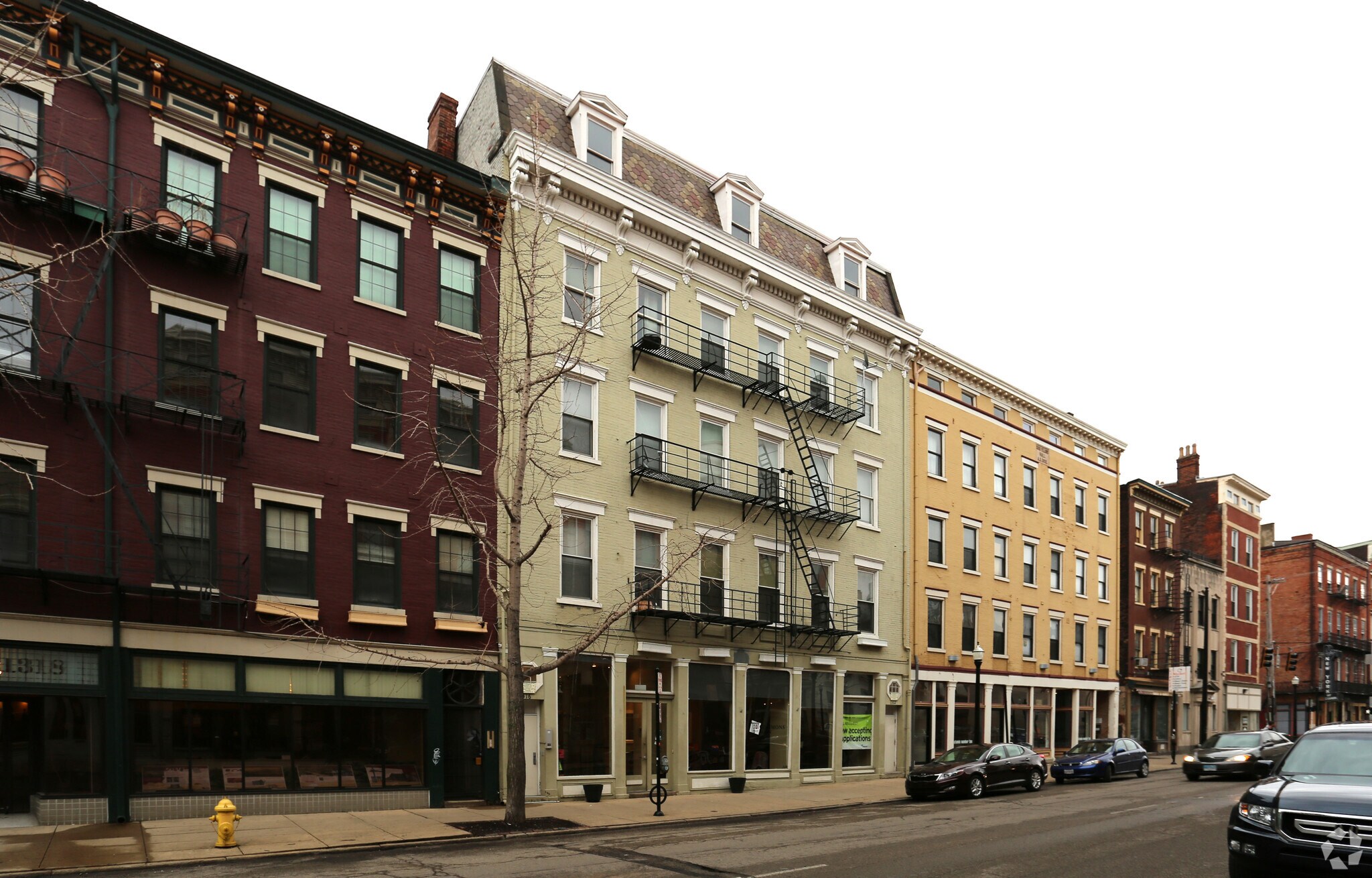 1312-1316 Main St, Cincinnati, OH à louer Photo principale– Image 1 sur 6