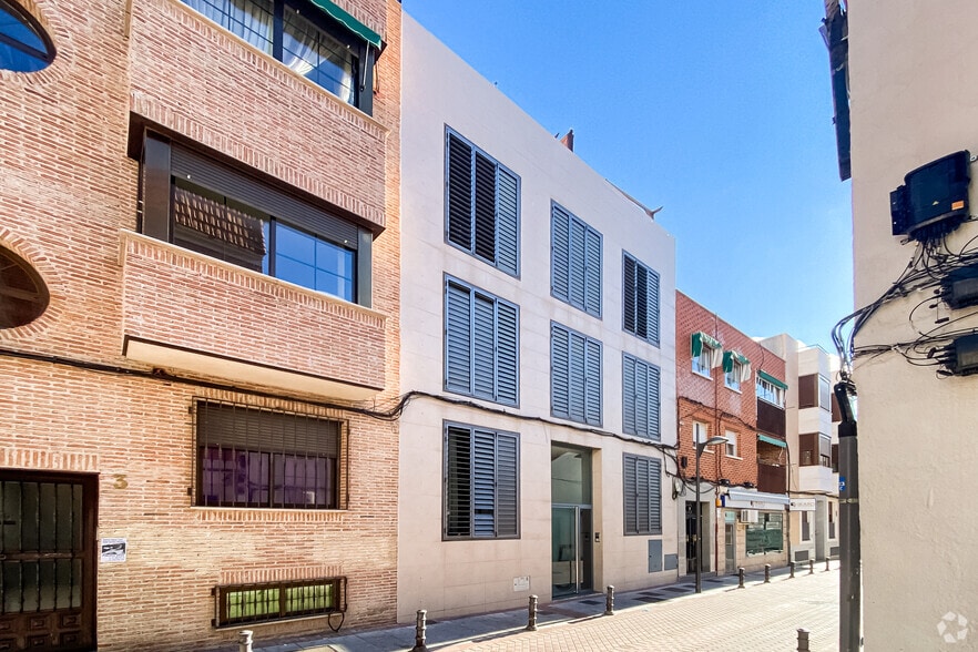 Bureau dans Alcorcón, Madrid à vendre - Photo de l’immeuble – Image 2 sur 2
