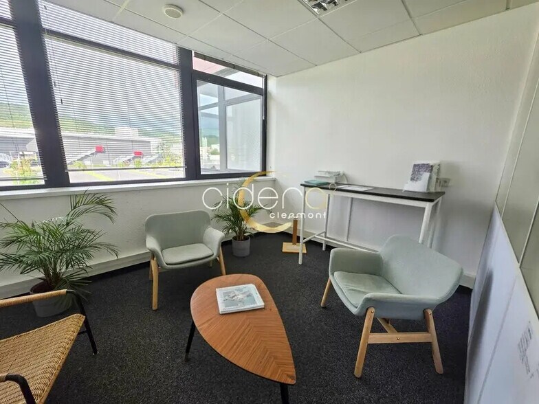 Bureau dans Clermont-Ferrand à louer - Photo de l’immeuble – Image 2 sur 9