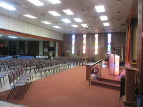 1880 Rockaway Pky, Brooklyn, NY à louer Photo intérieure– Image 2 sur 14