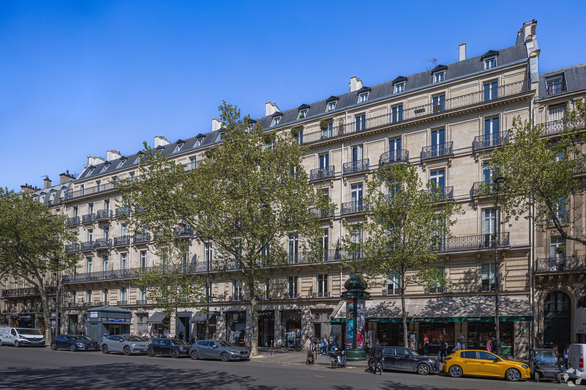 174 Boulevard Saint-Germain, Paris à louer Photo principale– Image 1 sur 10