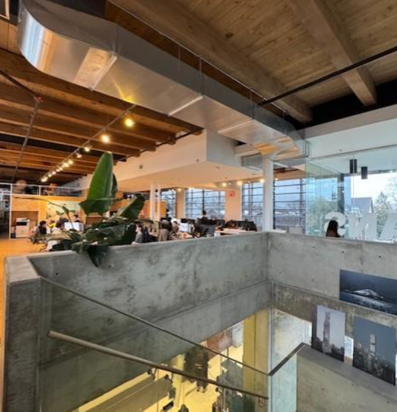 950 Dupont St, Toronto, ON à vendre Photo intérieure– Image 1 sur 4