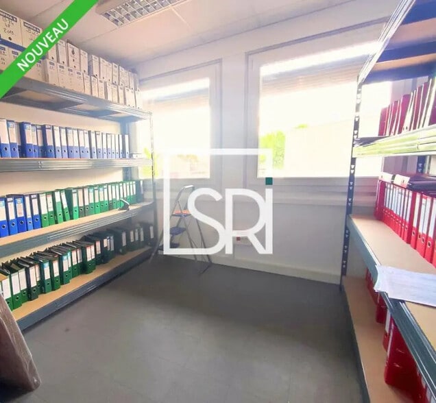 Bureau dans Clermont-Ferrand à louer - Photo de l’immeuble – Image 3 sur 10