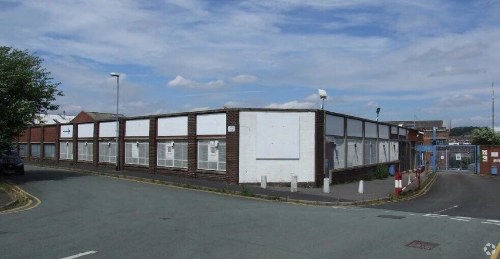 Lawley St, Stoke On Trent à louer - Photo de l’immeuble – Image 2 sur 98