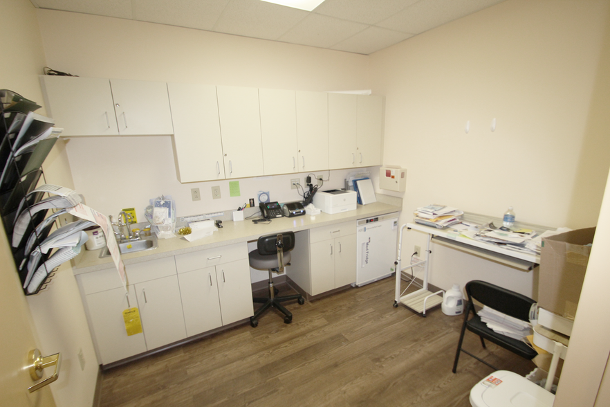 1197 High St, Wadsworth, OH à louer - Photo de l’immeuble – Image 3 sur 9