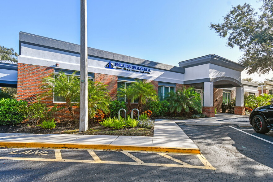 13095-13099 N Telecom Pky, Tampa, FL à vendre - Photo de l’immeuble – Image 2 sur 20