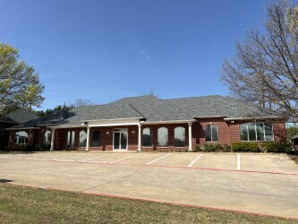 120 S Village Center Rd, Southlake, TX à vendre - Photo de l’immeuble – Image 2 sur 3