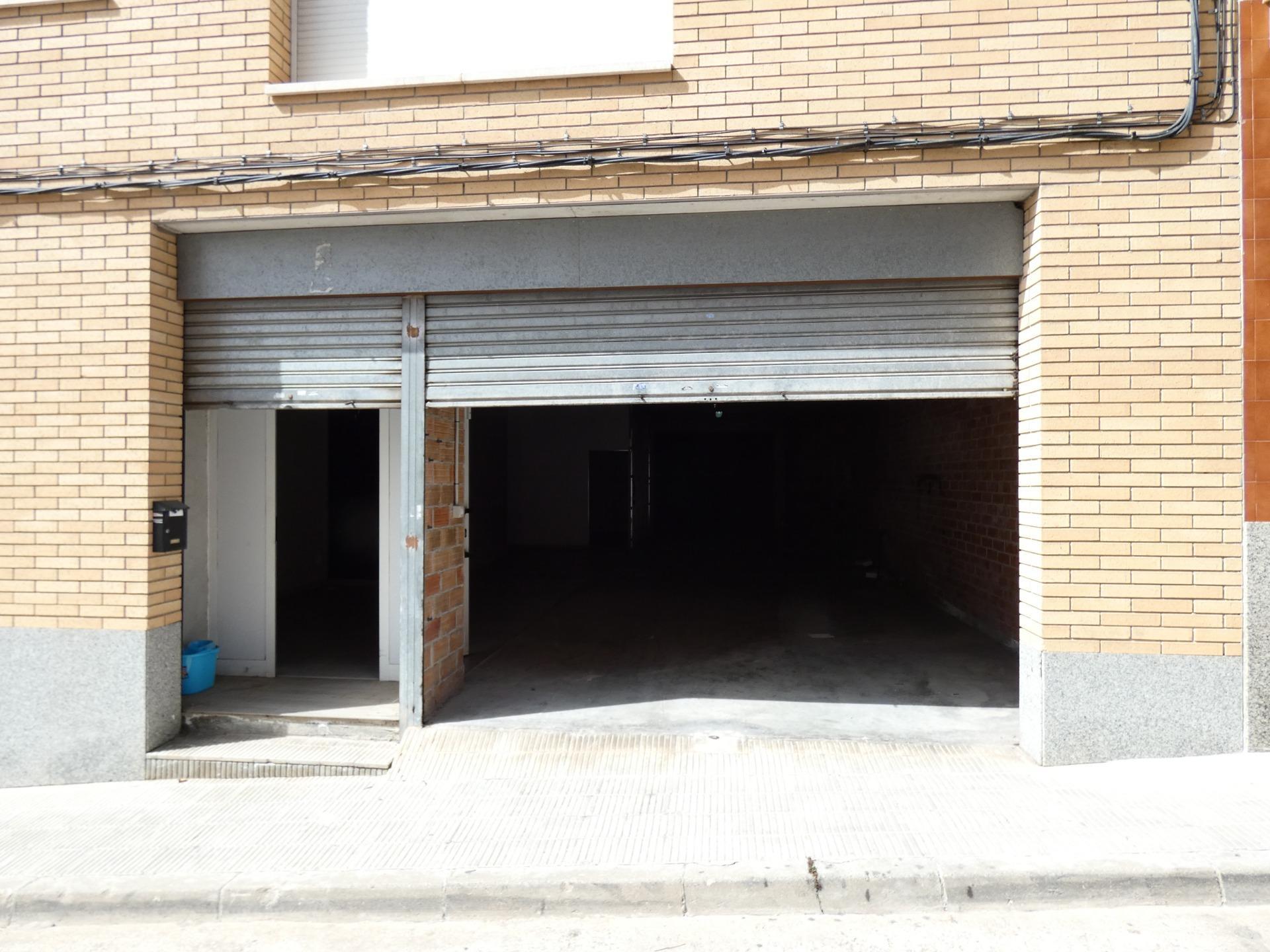 Immeuble residentiel dans Igualada, Barcelona à vendre Photo de l’immeuble– Image 1 sur 4