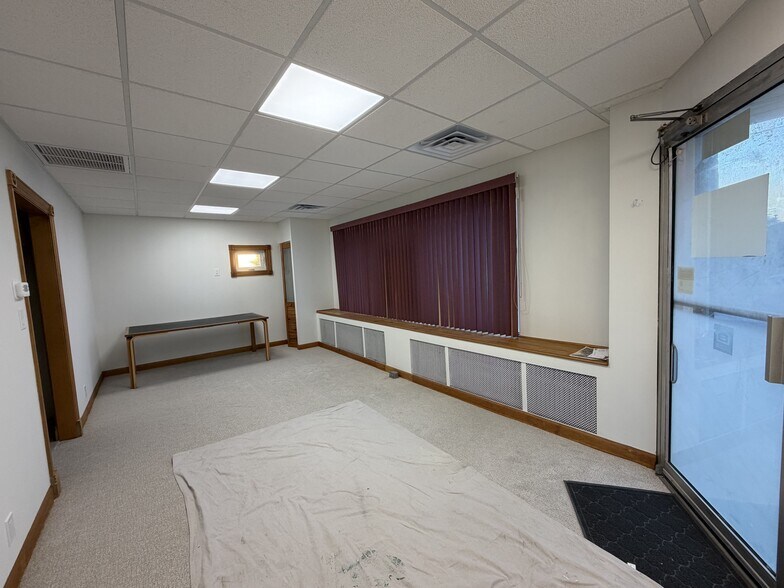 4155 Addison St, Chicago, IL à louer - Photo de l’immeuble – Image 2 sur 7