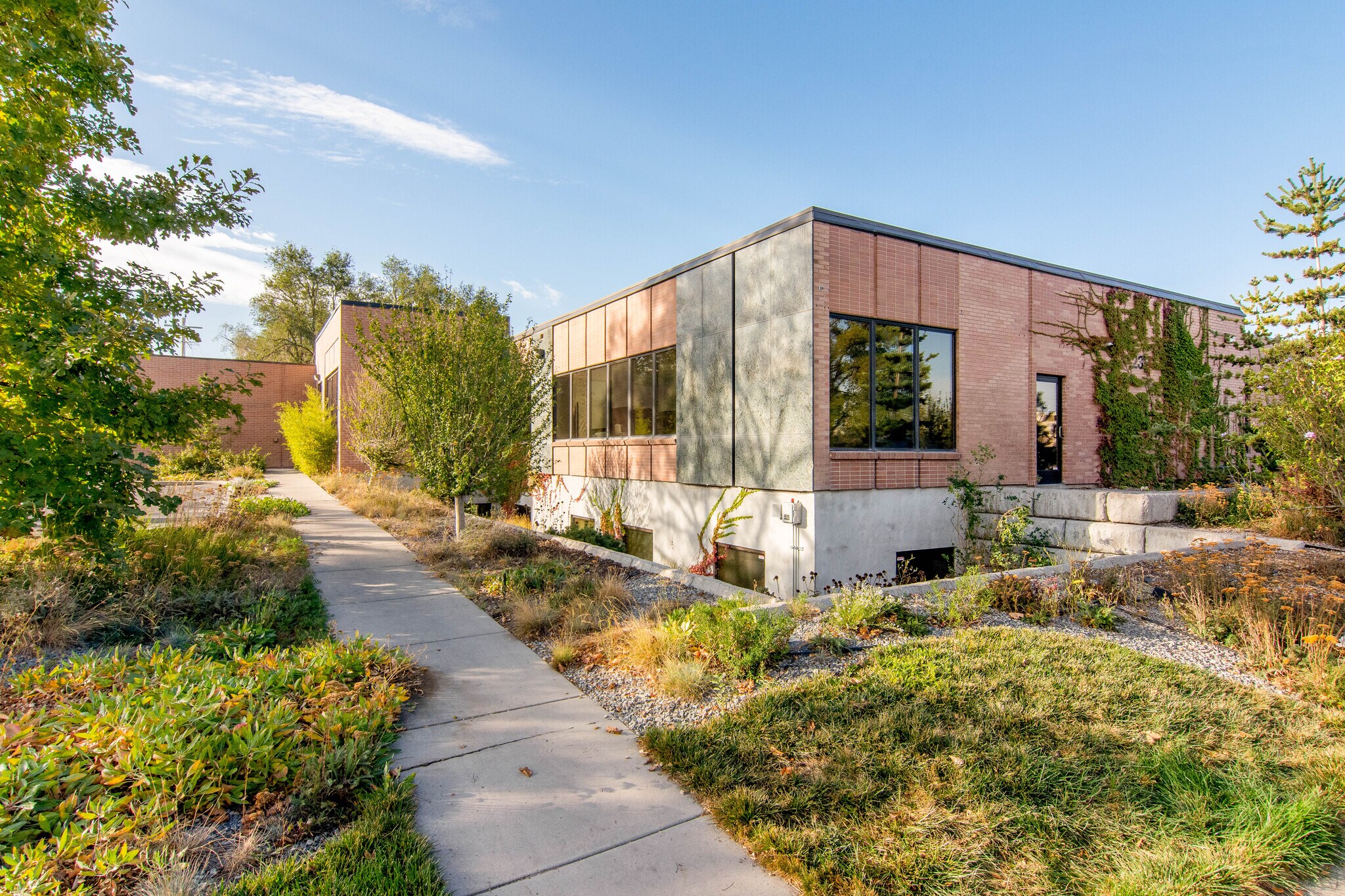 231 W 800 S, Salt Lake City, UT à louer Photo de l’immeuble– Image 1 sur 7