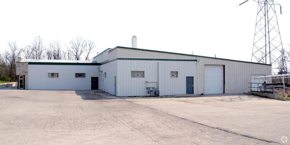 S83W20411 Janesville Rd, Muskego, WI à vendre - Photo de l’immeuble – Image 3 sur 3