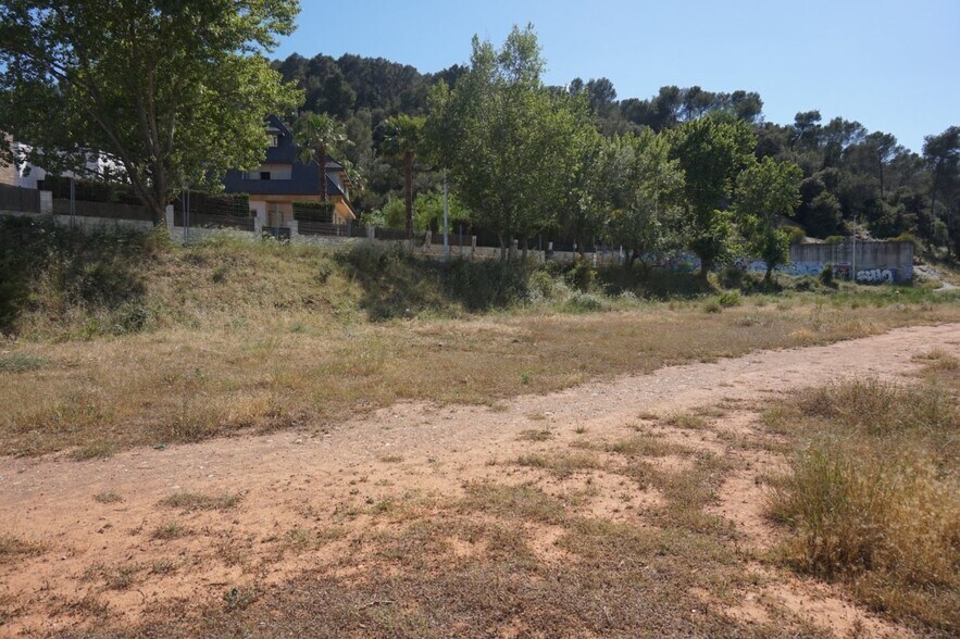 Terrain dans Sant Andreu de la Barca, Barcelona à vendre - Photo principale – Image 1 sur 4