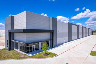 Plus de détails pour 733 Ridgecrest Rd, Forney, TX - Industriel/Logistique à louer