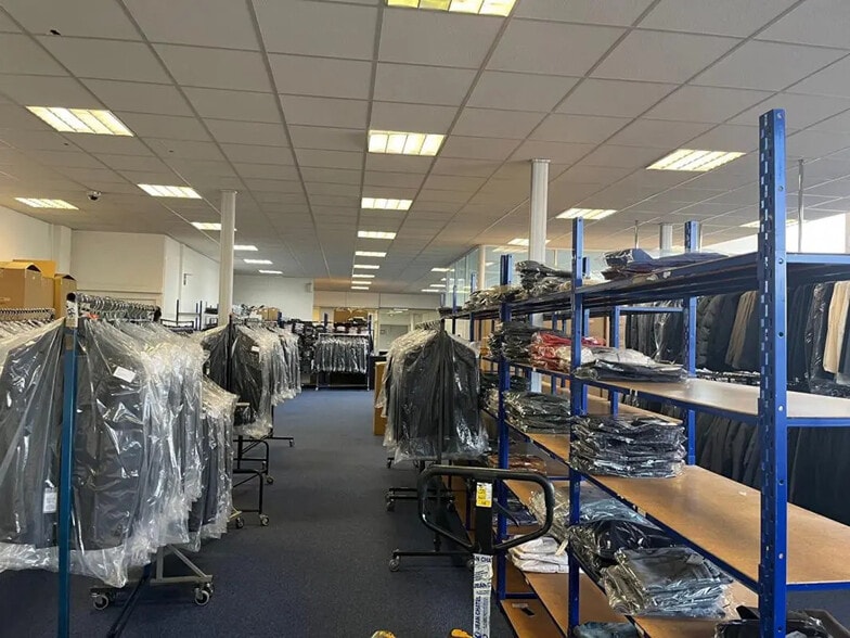 68 Avenue Du Président Wilson, Saint-Denis à louer - Photo de l’immeuble – Image 2 sur 10