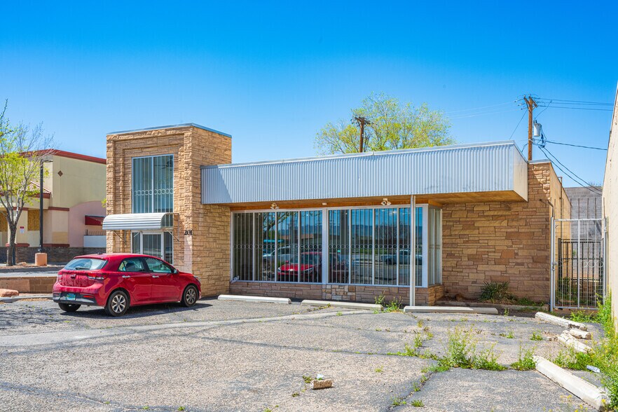 201 San Mateo NE, Albuquerque, NM à vendre - Photo de l’immeuble – Image 2 sur 59