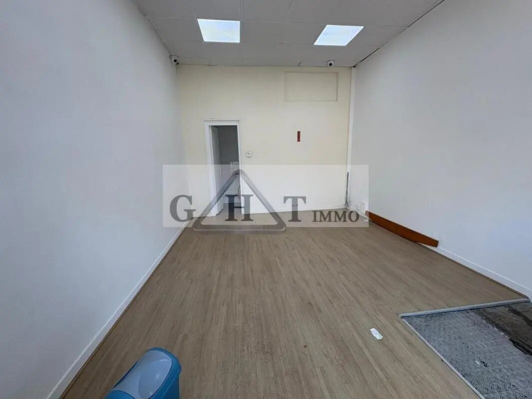 Local commercial dans Paris à louer Photo intérieure– Image 1 sur 7