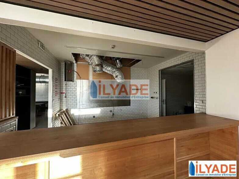 750 Avenue Emile Bodin, La Ciotat à louer - Photo de l’immeuble – Image 2 sur 6