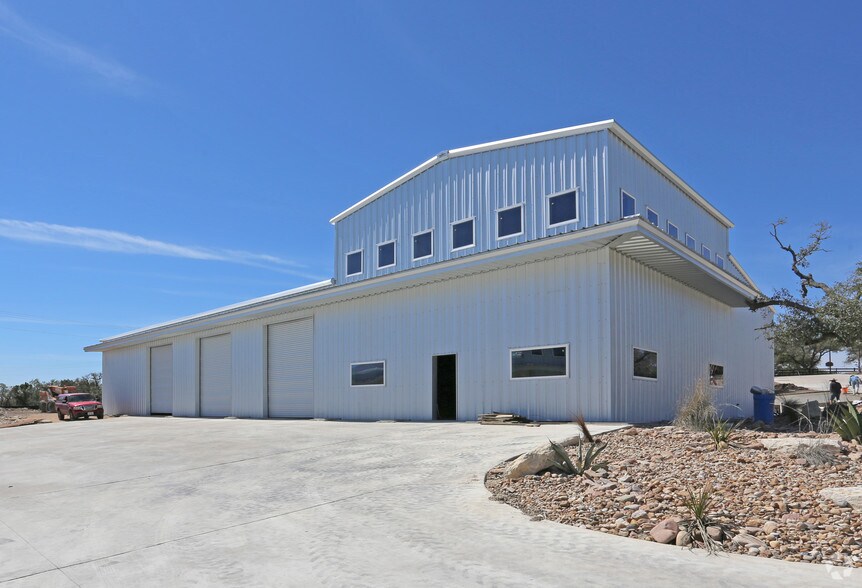 4955 Bell Springs Rd, Dripping Springs, TX à vendre - Photo de l’immeuble – Image 3 sur 16