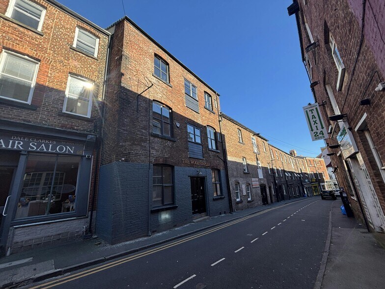 8 Cheapside, Wakefield à louer - Photo de l’immeuble – Image 3 sur 3