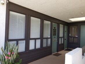657 Camino de los Mares, San Clemente, CA à louer Photo de l’immeuble– Image 2 sur 4