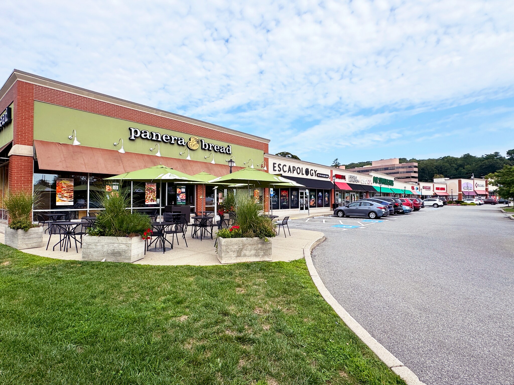 1006-1036 Main St, Waltham, MA à louer Photo principale– Image 1 sur 8