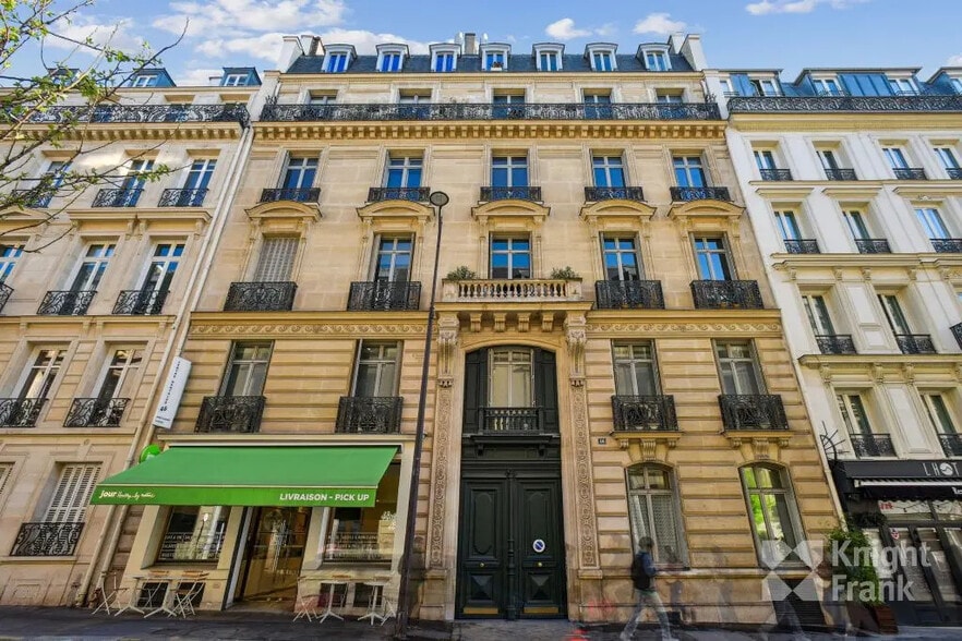 46 Rue De Londres, Paris à louer - Photo de l’immeuble – Image 1 sur 7