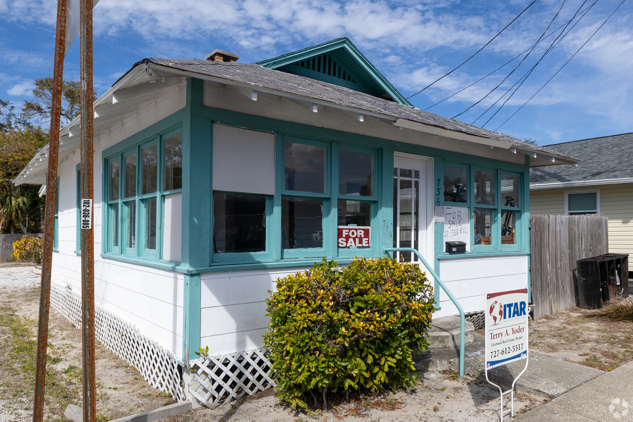 736 Main St, Dunedin, FL à vendre Photo principale– Image 1 sur 3