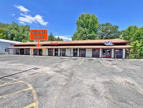 811-813 S Belt W, Belleville, IL à louer Photo intérieure– Image 1 sur 6