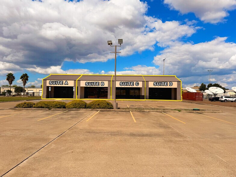1401 E Hackberry St, McAllen, TX à louer - Photo de l’immeuble – Image 1 sur 7