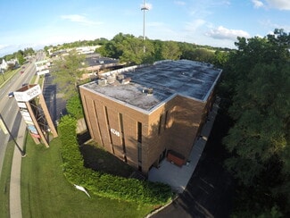 Plus de détails pour 4249 E State St, Rockford, IL - Coworking à louer
