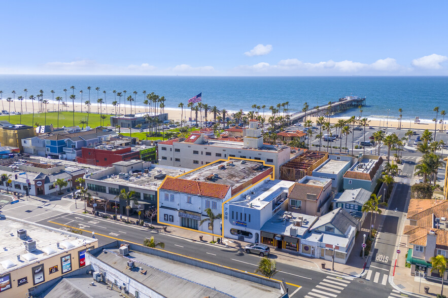 707 E Balboa Blvd, Newport Beach, CA à vendre - Photo de l’immeuble – Image 1 sur 8