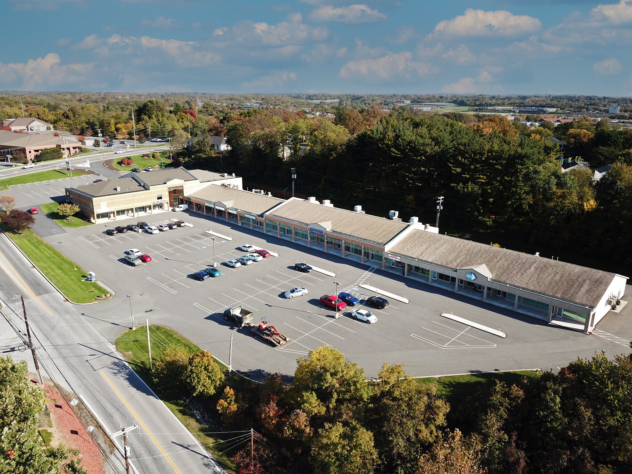 2229-2255 Paxton Church Rd, Harrisburg, PA à louer Photo principale– Image 1 sur 8