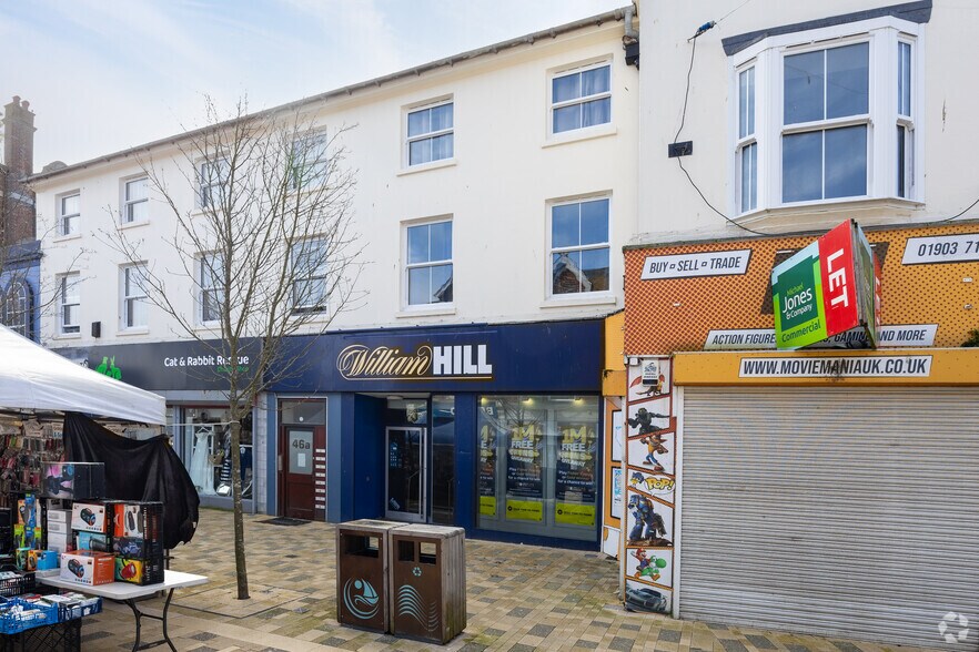 46 High St, Littlehampton à louer - Photo principale – Image 1 sur 2