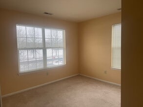 124 Eayrestown Rd, Southampton, NJ à louer Photo intérieure– Image 2 sur 4