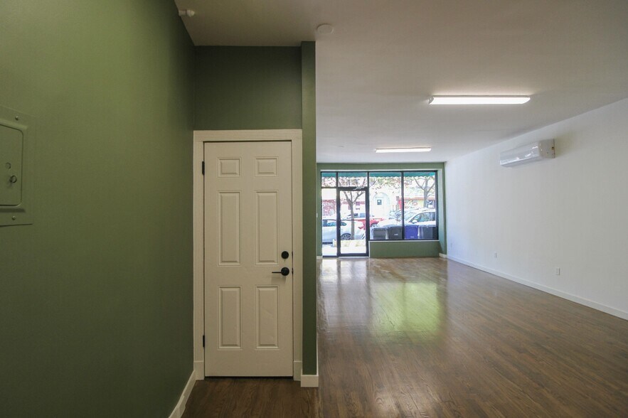 98 Kingston Ave, Brooklyn, NY à louer - Photo de l’immeuble – Image 3 sur 11