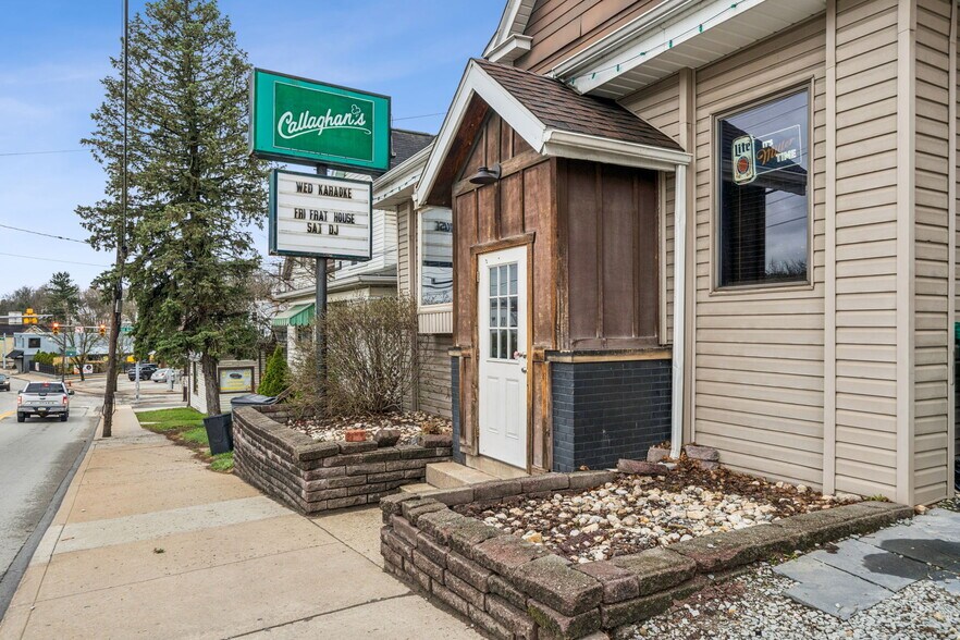 534 S Main St, Greensburg, PA à vendre - Photo de l’immeuble – Image 1 sur 40